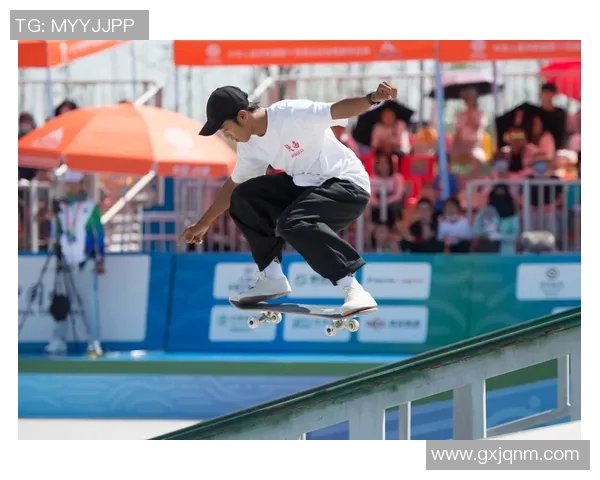 成都滑板队与广州滑板队赛后复盘分析力量对决的精彩瞬间与战术探讨