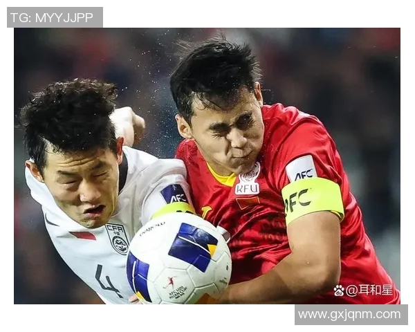 深圳足球队的团队协作揭秘：如何在绿茵场上铸造胜利之路