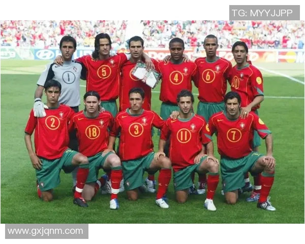 回顾当年那些风靡一时的足球明星与他们的辉煌瞬间 回顾当年那些风靡一时的足球明星与他们的辉煌瞬间